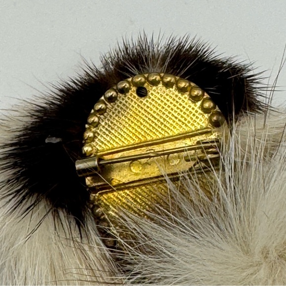 Vintage Art Deco Style Portrait Painted PorcelainLady Face Mink Fur Brooch Pin - Picture 5 of 10